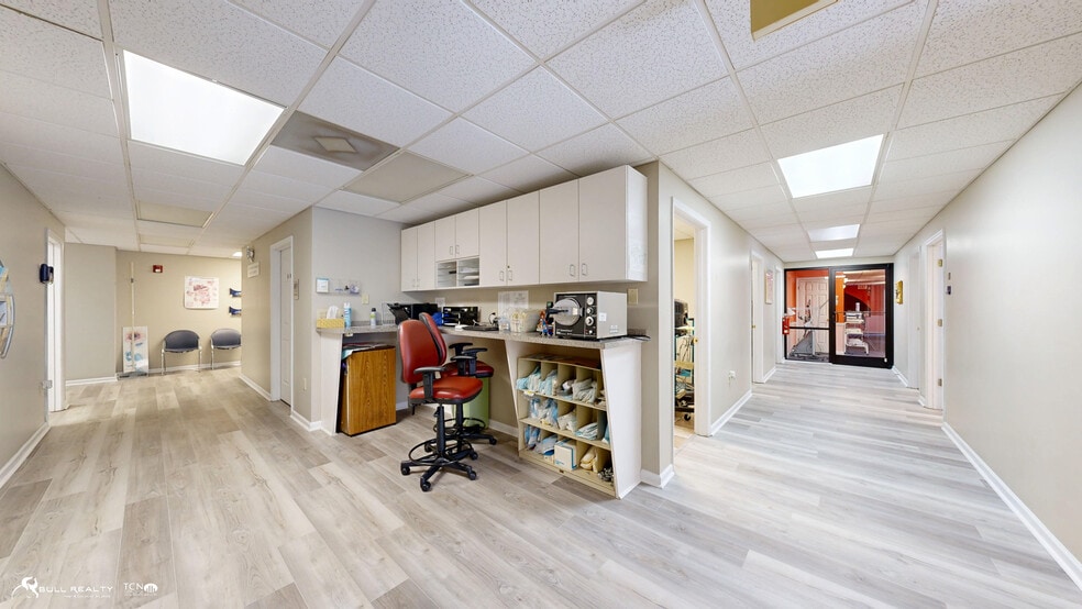 More Photos Of 1686 Roswell Rd, Marietta Office Residential For Sale