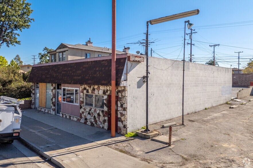 More Photos Of 2316-2326 Torrance Blvd, Torrance Bar For Sale