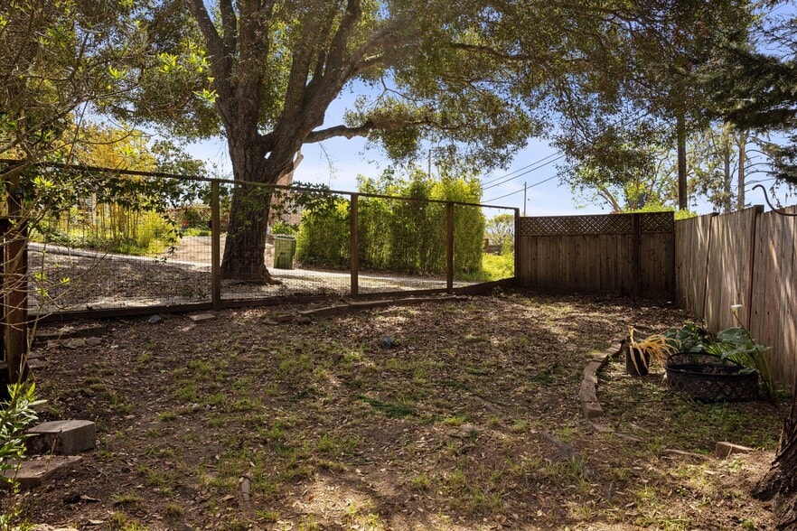 More Photos Of 601 Burns Ave, Aptos Multifamily For Sale