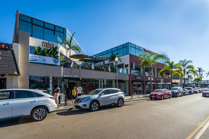 More Photos Of 1025 Prospect St, La Jolla Storefront Retail Office For Lease