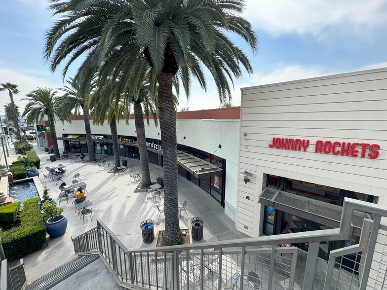 More Photos Of 1127-1131 S Fremont Ave, Alhambra Storefront For Lease