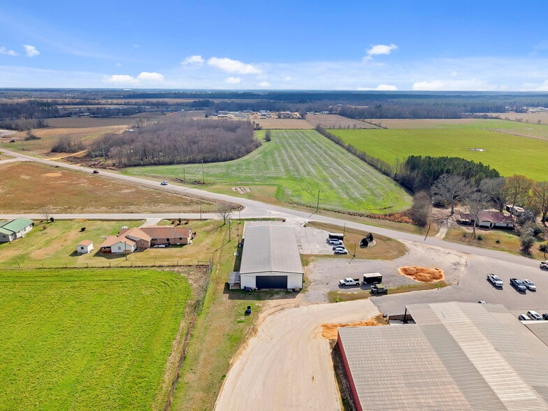 More Photos Of 5060 Jack Springs Rd, Atmore Light Distribution For Lease