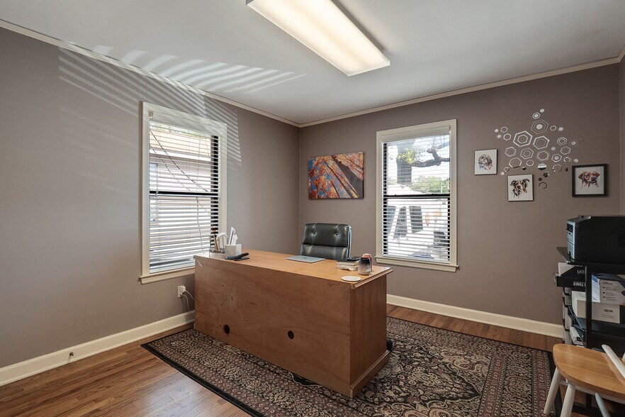 More Photos Of 3594 Forest Ave, Memphis Flex For Sale