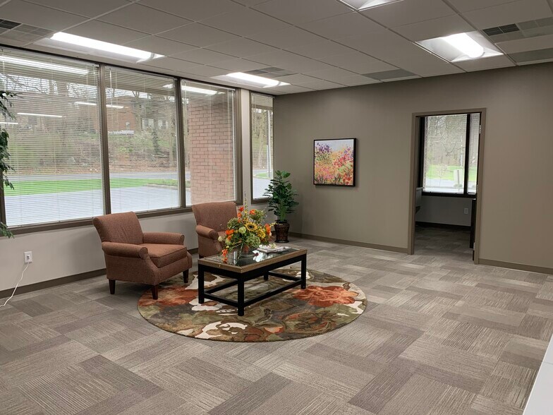 More Photos Of 650 Wilson Ln, Mechanicsburg Office For Lease