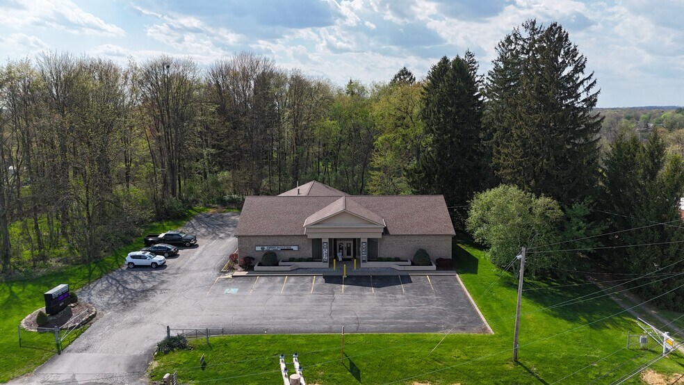 More Photos Of 9074 Market St, North Lima Freestanding For Sale