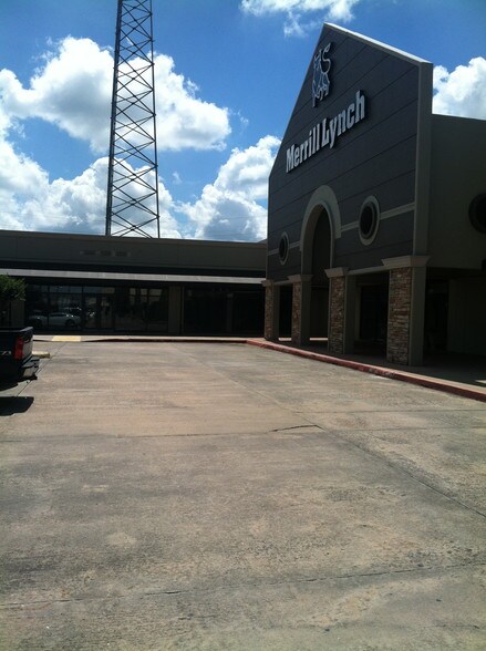 More Photos Of 4328-4406 Dowlen Rd, Beaumont Unknown For Lease