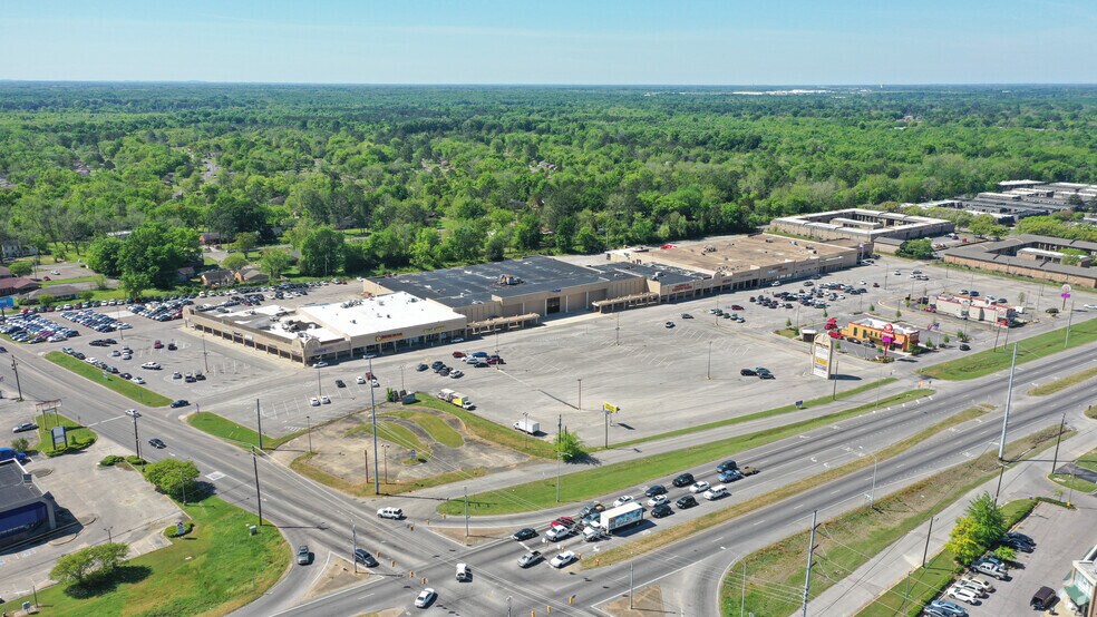More Photos Of 2264 E South Blvd, Montgomery General Retail For Lease