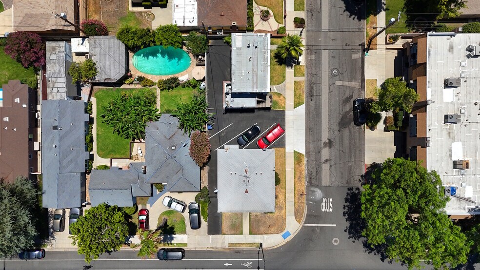 More Photos Of 1138 N Parish Pl, Burbank Apartments For Sale