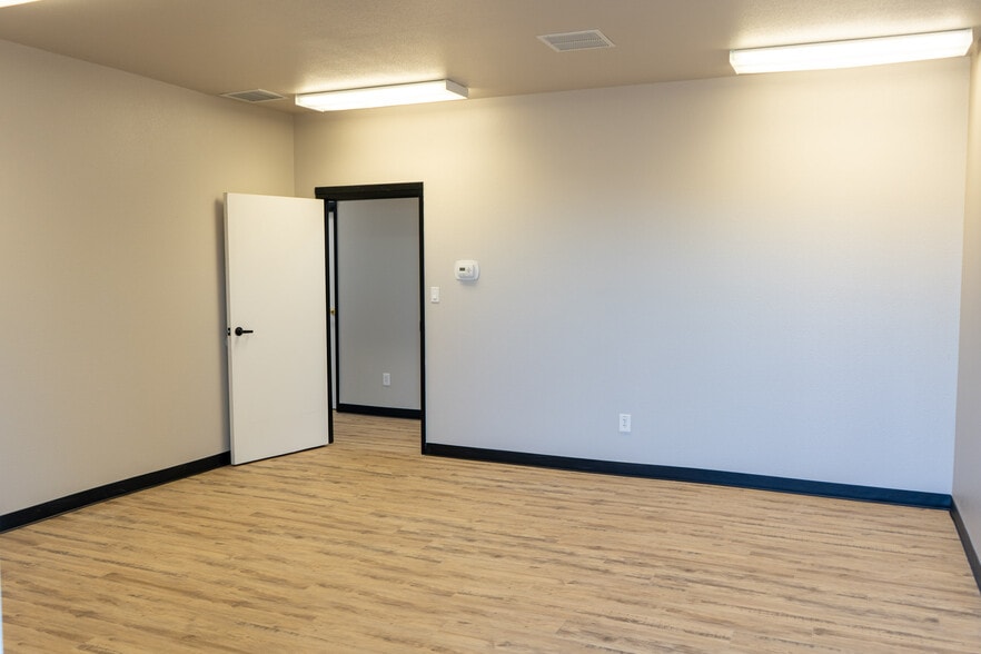 More Photos Of 44 E Spaulding Ave, Pueblo Office For Lease