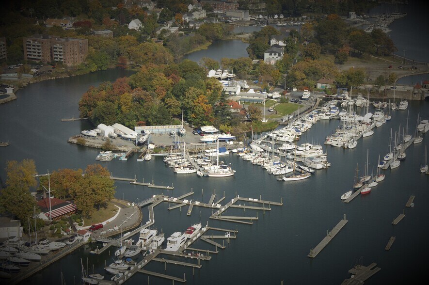 More Photos Of 101 Harbor Ln W, New Rochelle Land For Sale