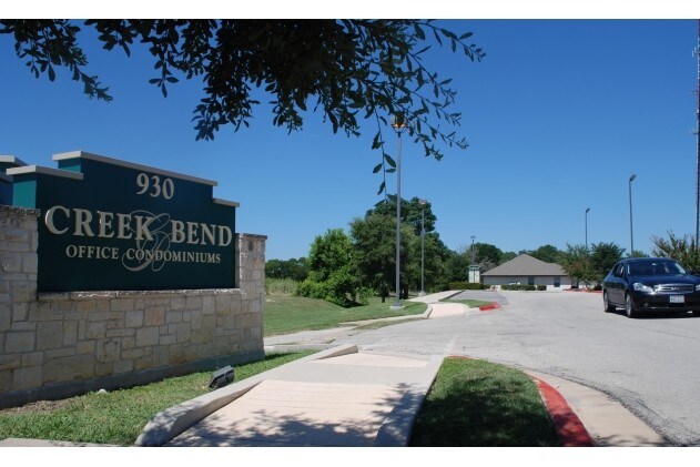 More Photos Of 930 S Bell Blvd, Cedar Park Office Residential For Lease