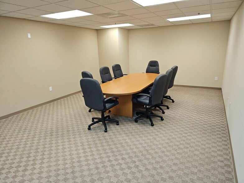 More Photos Of 2200 N Florida Mango Rd, West Palm Beach Light Distribution For Lease