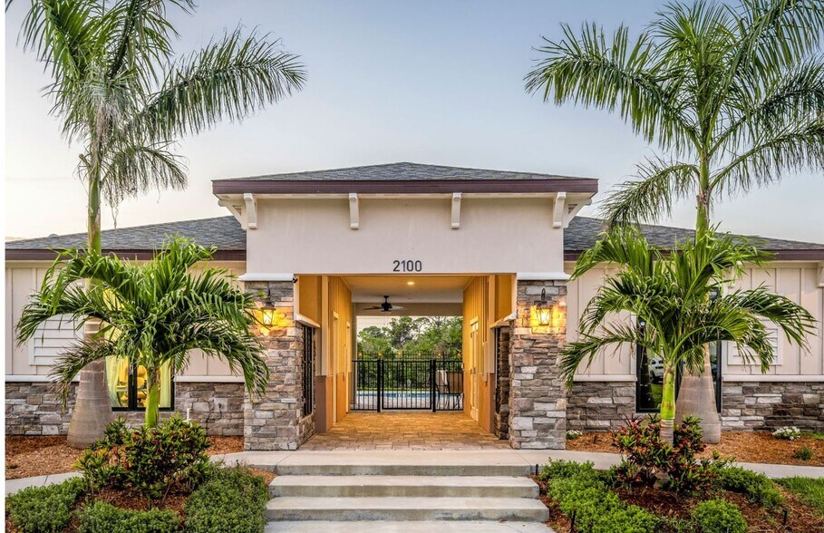 More Photos Of 2108 Sebring Pl, Clearwater Multifamily For Sale