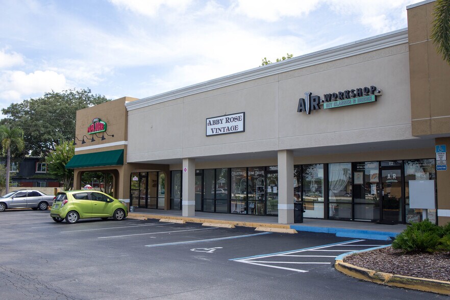 More Photos Of Semoran Blvd @ Semoran Blvd. (SR. 436) & Winter Wo, Winter Park Unknown For Lease