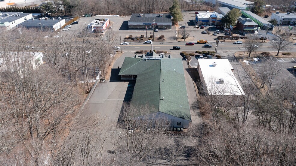 More Photos Of 477 Boston Post Rd, Orange General Retail For Sale
