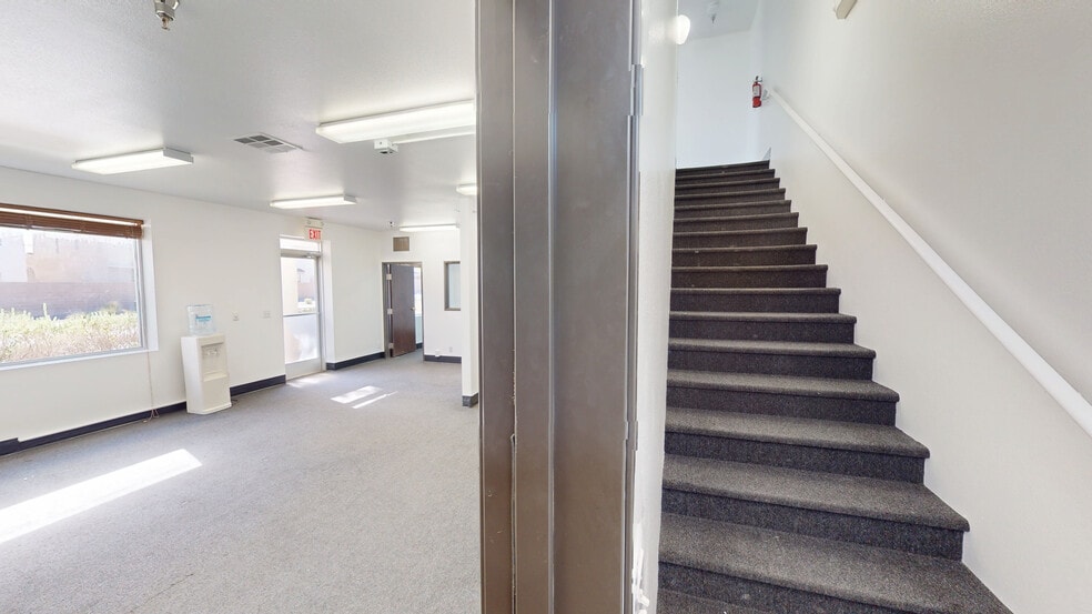 More Photos Of 759 Middlegate Rd, Henderson Warehouse For Lease