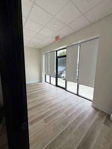 More Photos Of 5770 Peachtree Industrial Blvd, Norcross Storefront For Lease