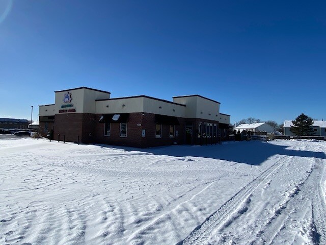 More Photos Of 6010 S Cass Ave, Westmont Restaurant For Sale