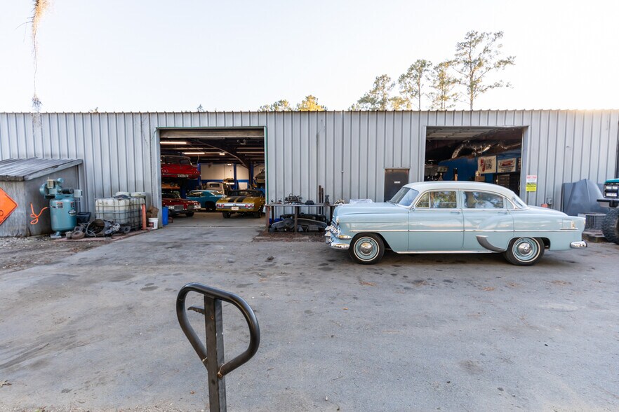 More Photos Of 1224 Dean Forest Rd, Savannah Warehouse For Lease
