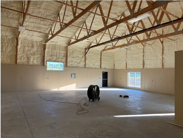 More Photos Of 1060 D W Griffith Ln, La Grange Warehouse For Lease
