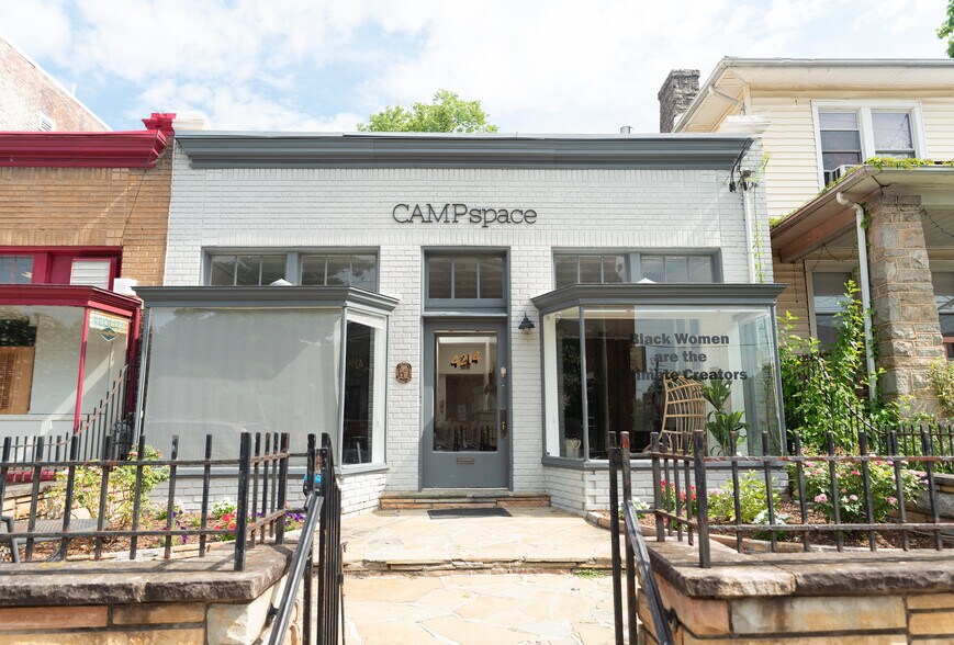 Primary Photo Of 4214 Gallatin St, Hyattsville Storefront Retail Residential For Lease
