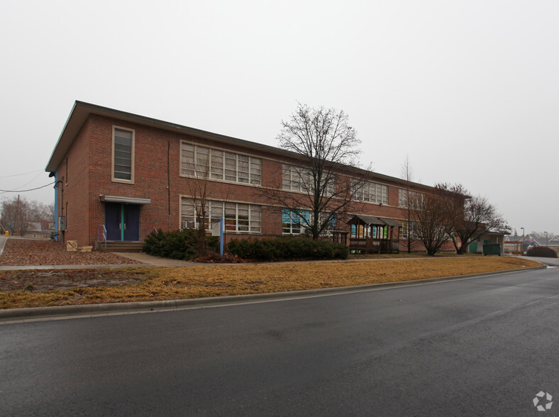 Primary Photo Of 5700 King St, Shawnee Office For Sale