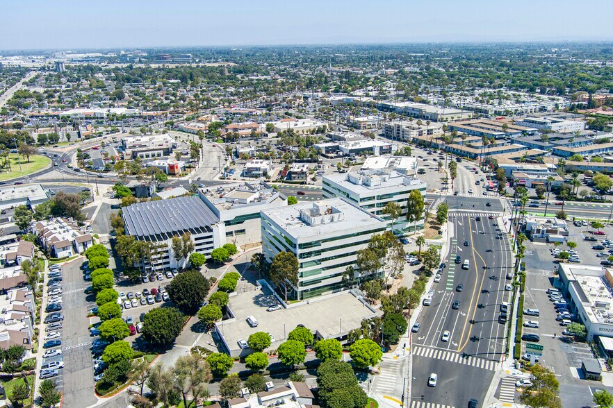 More Photos Of , Long Beach Office For Sale