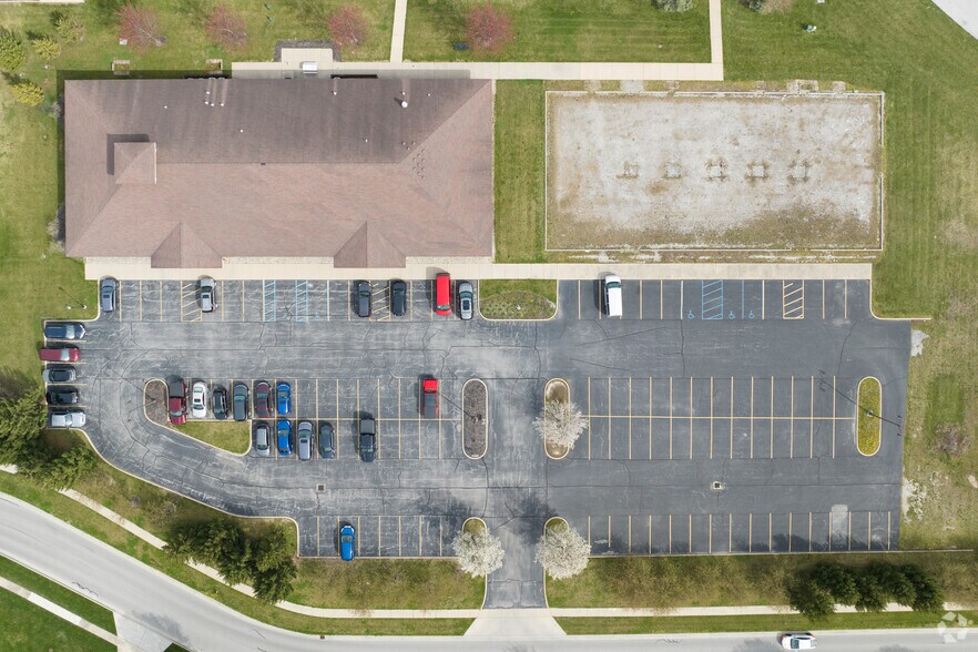 More Photos Of 7142 Nightingale Dr, Holland Medical For Sale