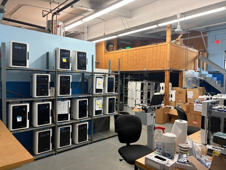 More Photos Of 184 Orne St, North Attleboro Warehouse For Sale