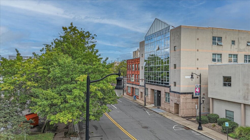 More Photos Of 16-22 E Union St, Wilkes-Barre Apartments For Sale