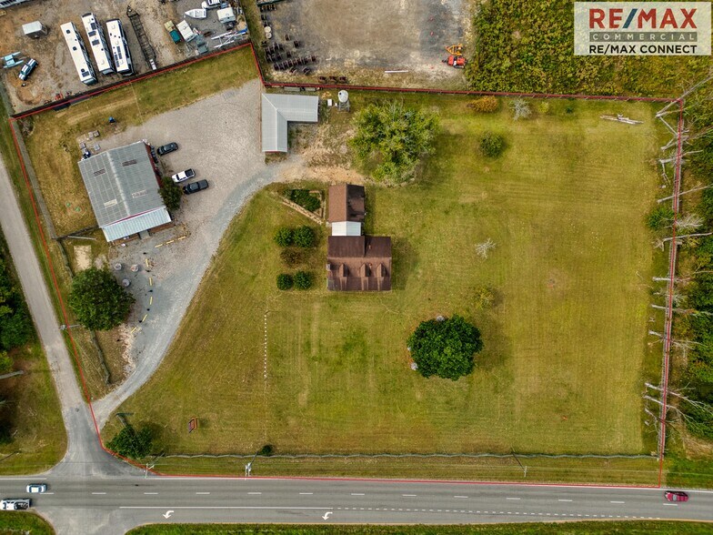 More Photos Of 17466 Benns Church Blvd, Smithfield Freestanding For Sale