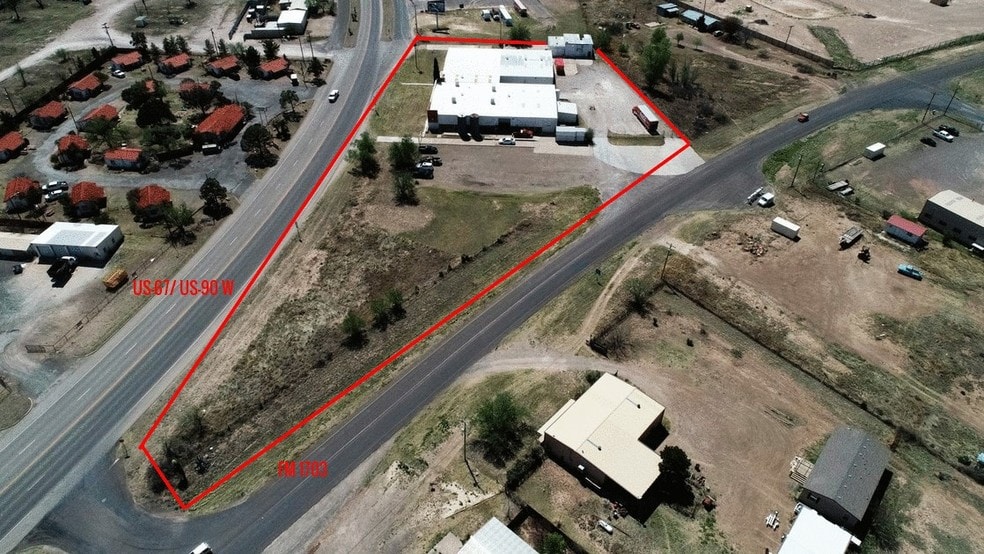 More Photos Of 2305 W Highway 90, Alpine Warehouse For Sale