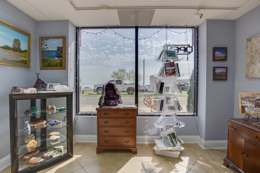 More Photos Of 100 Taylor St, Colonial Beach Storefront Retail Office For Sale