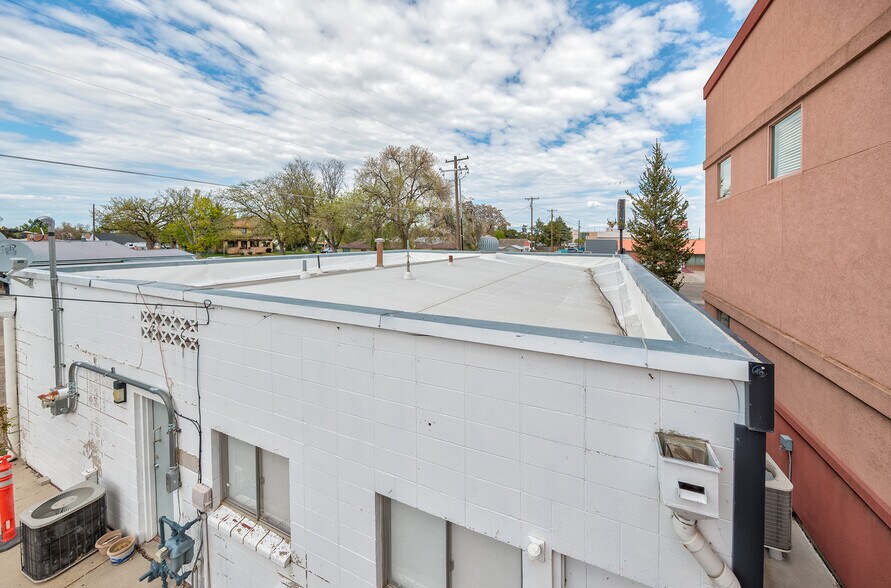 More Photos Of 361 SW 12th St, Ontario Specialty For Sale