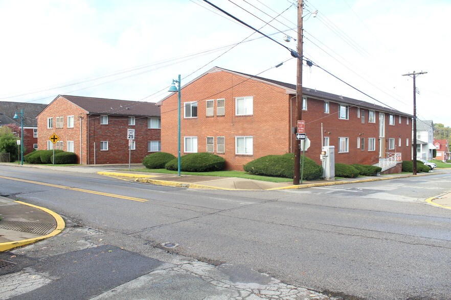 More Photos Of 1101 Broadway St, East McKeesport Apartments For Sale