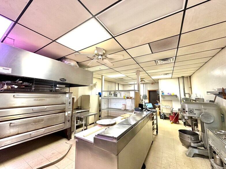 More Photos Of 9515-9521 Indianapolis Blvd, Highland Unknown For Sale