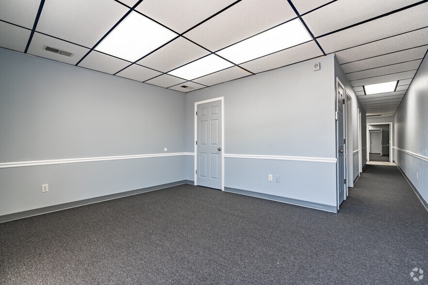 More Photos Of 3639 New Getwell Rd, Memphis Unknown For Lease