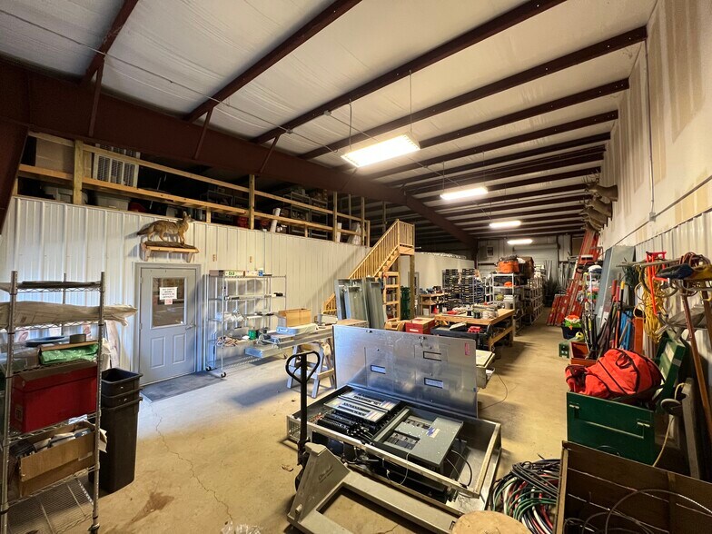 More Photos Of 321 Marble Mill Rd NW, Marietta Coworking Space