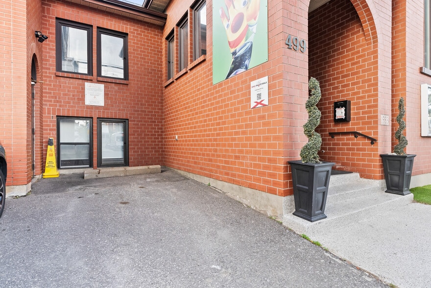 More Photos Of 499 Preston St, Ottawa Religious Facility For Sale