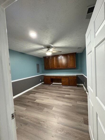More Photos Of 5841-5851 Ramsey St, Fayetteville Office Residential For Lease