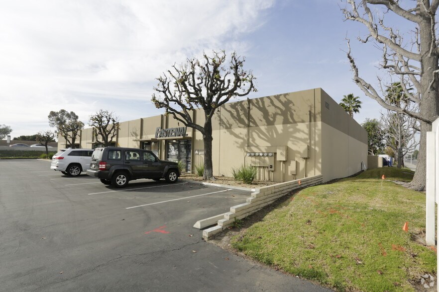More Photos Of 10282 Trask Ave, Garden Grove Warehouse For Lease