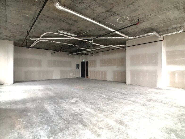 More Photos Of 6378 Silver Ave, Burnaby Apartments For Sale