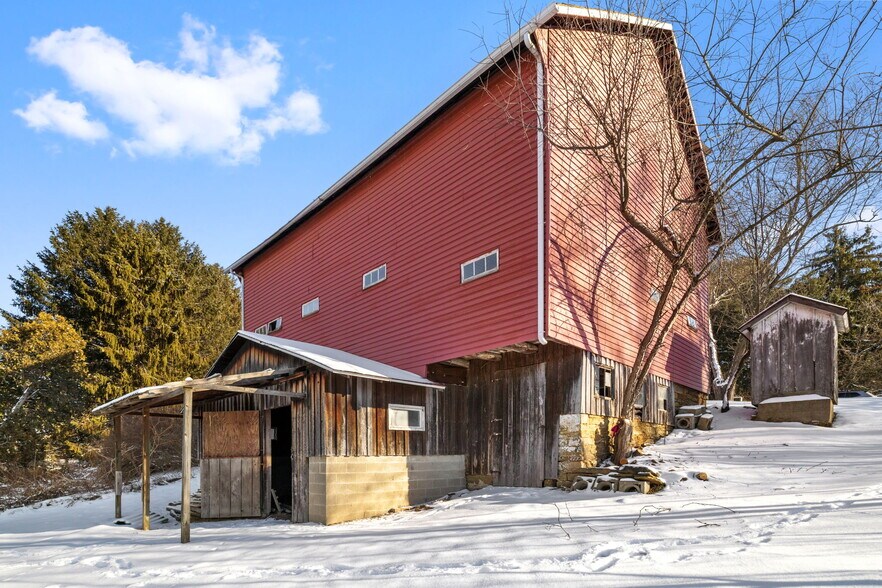 More Photos Of 118 Saltarka Ln, Zelienople Specialty For Sale