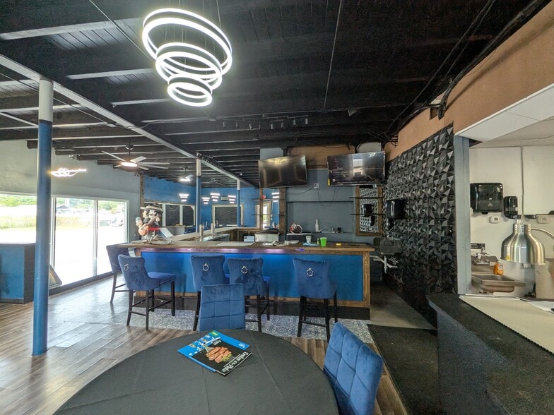 More Photos Of 99202 Overseas Hwy, Key Largo Hotel For Sale