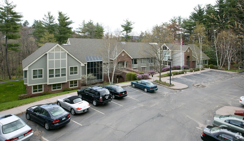 Primary Photo Of 10 Mill Pond Ln, Simsbury Office For Sale