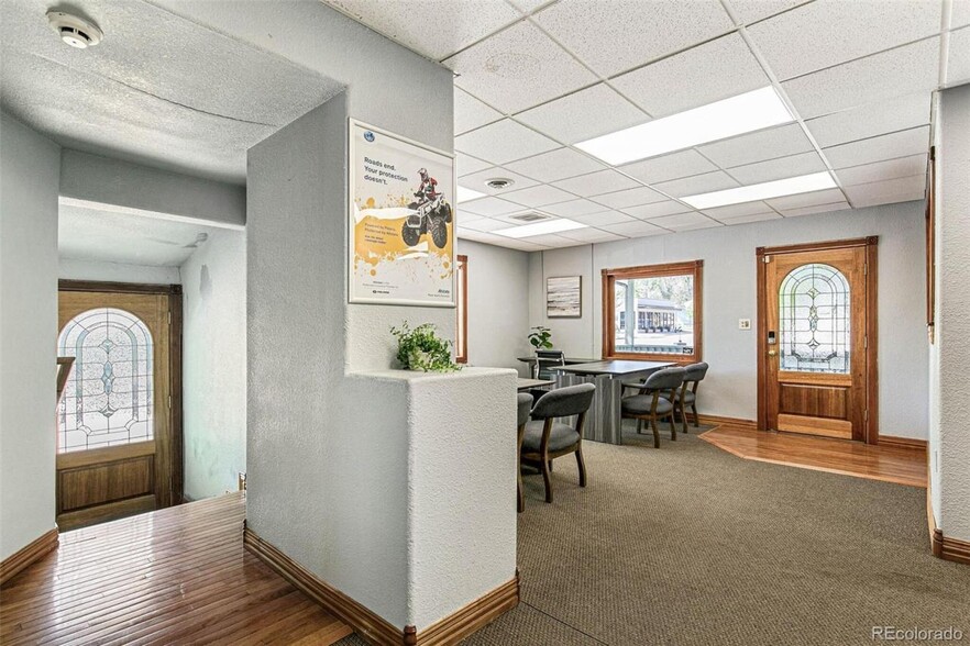 Primary Photo Of 100 E Chester St, Lafayette Office Residential For Sale