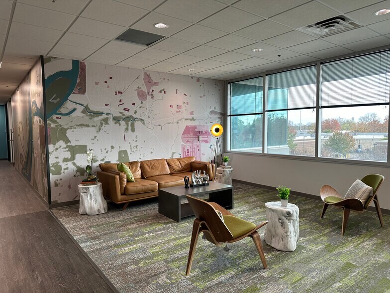 More Photos Of , Memphis Office For Sale