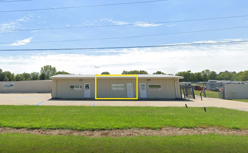 More Photos Of 25760 E Admiral Pl, Catoosa Self Storage For Lease