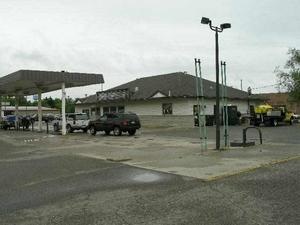More Photos Of 100 S Front St, Pine River Freestanding For Lease