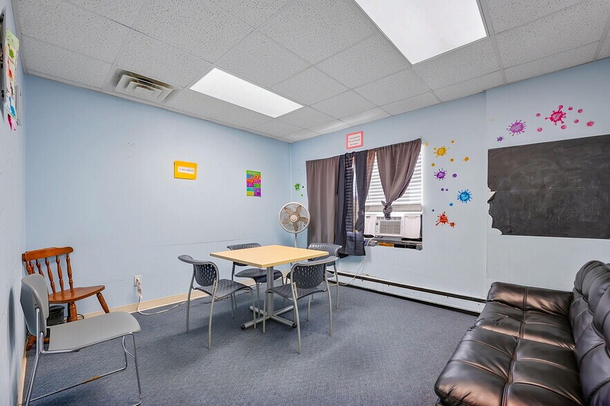 More Photos Of 3500 N Sherman Blvd, Milwaukee Loft Creative Space For Sale